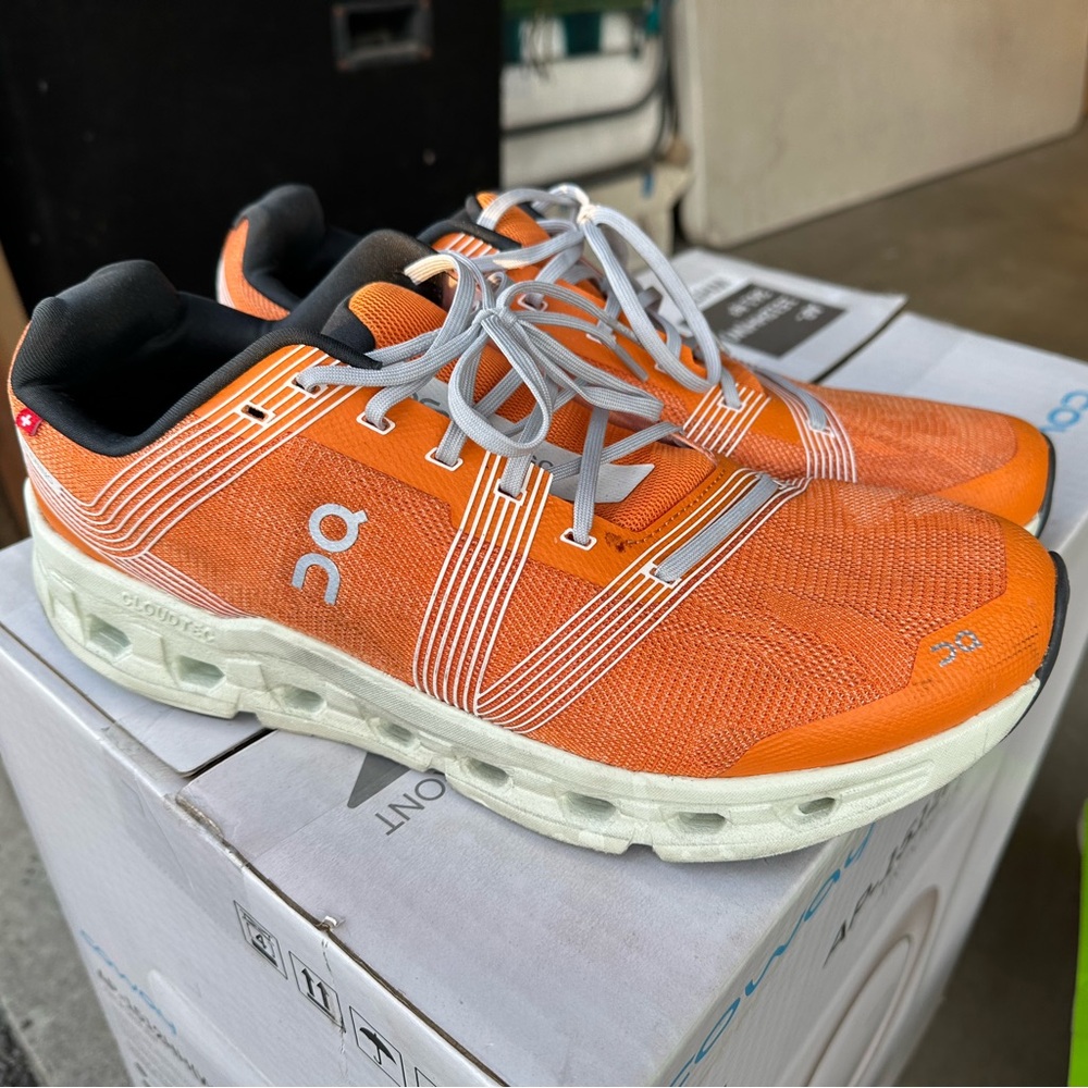 On Running Cloudgo Men's Running Shoes Orange Size 13